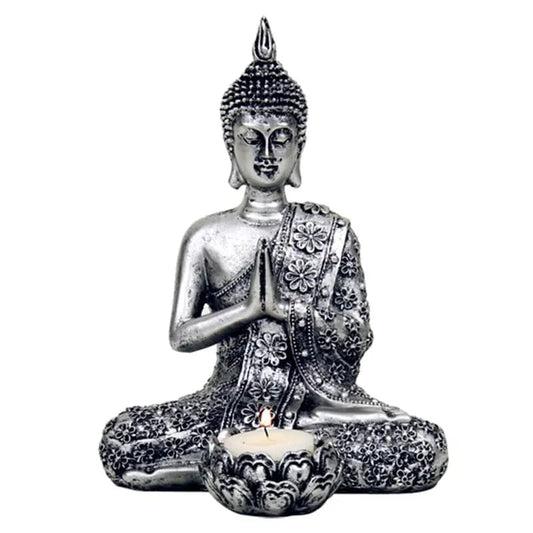 Meditierender Buddha mit Kerzenhalter in Silber: Eine Ode an Frieden und Erleuchtung