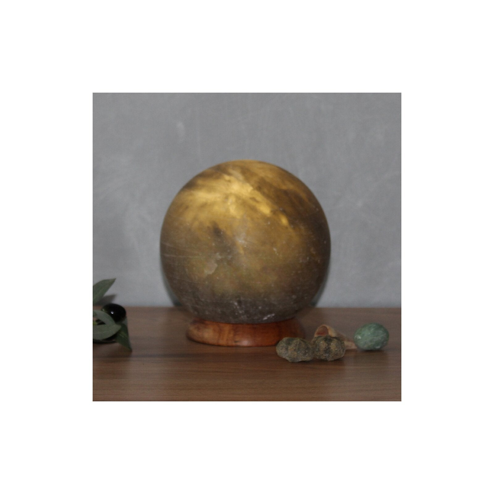 Beleuchteter Salzkristall "PLANET" Grey Line - Elegante Atmosphäre und natürliche Schönheit