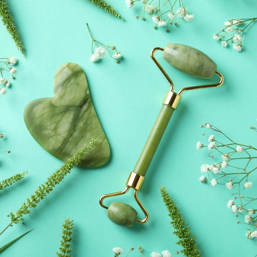 Roller & Gua Sha Duo – Grüner Jadestein für natürliche Schönheit