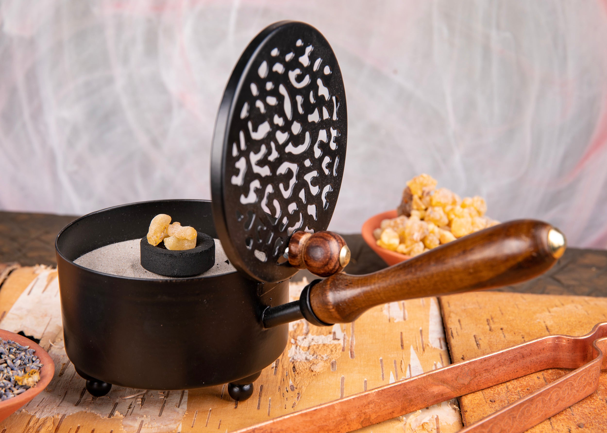 Räuchergefäß – Deva mit Holzgriff