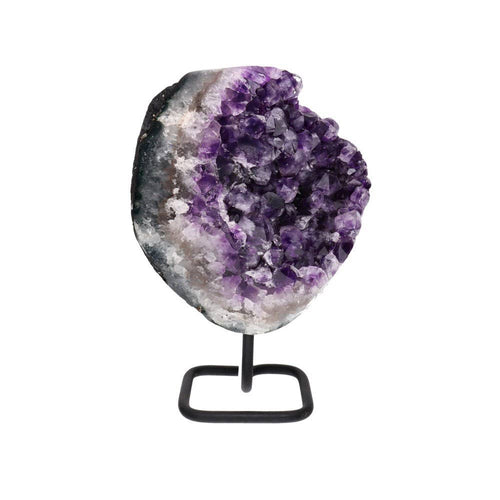 Klura Amethystdruse auf schwarzem Standfuß in Seitenansicht
