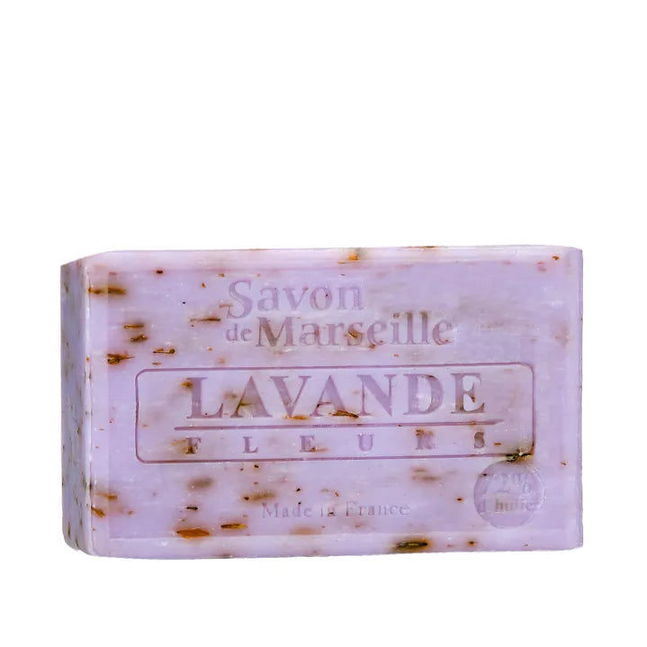 Natürliche Marseille Seife mit Lavendelblüten