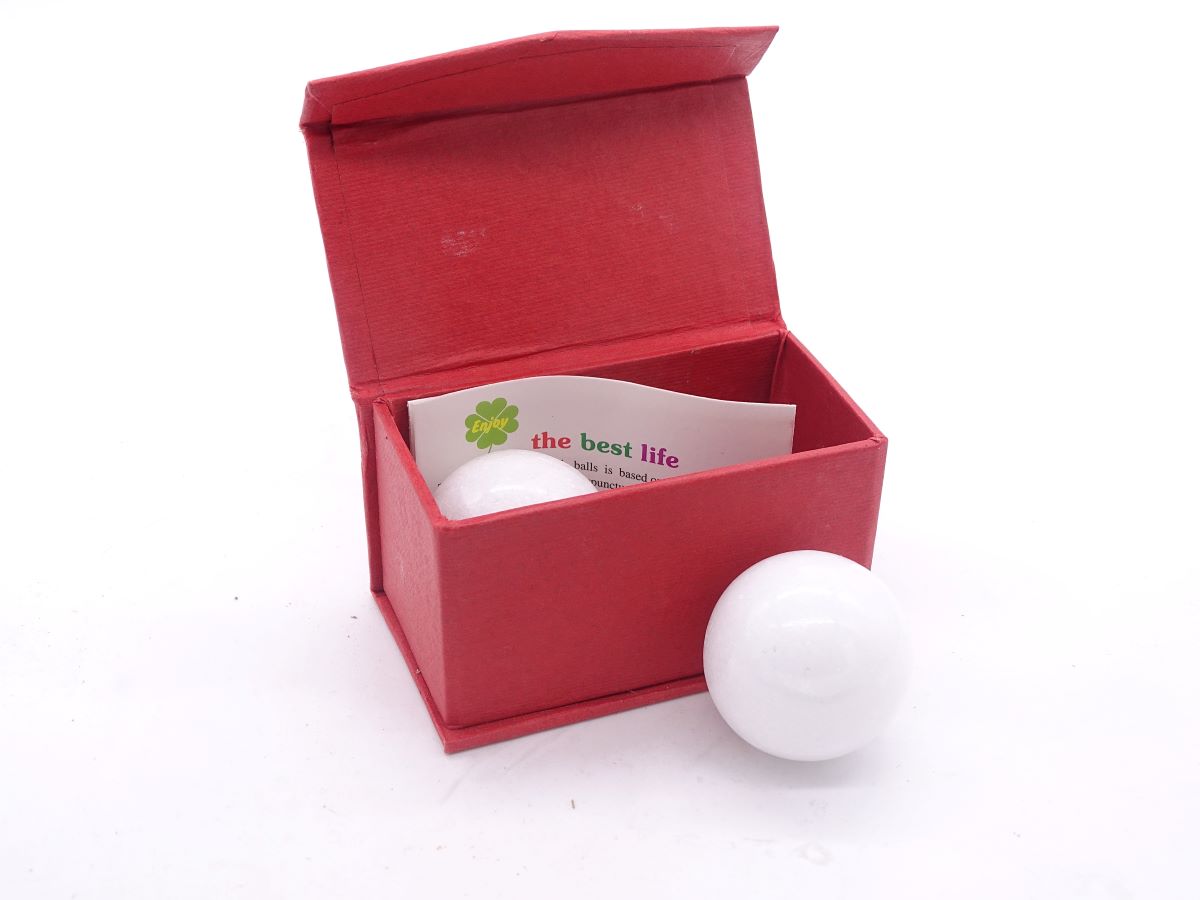 Meridian balls marble white 4 cm
