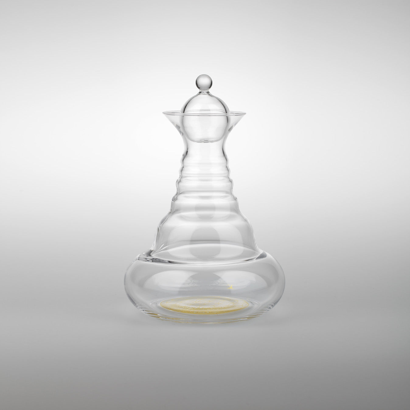 LivingDesign Karaffe Alladin Gold mit Blume des Lebens