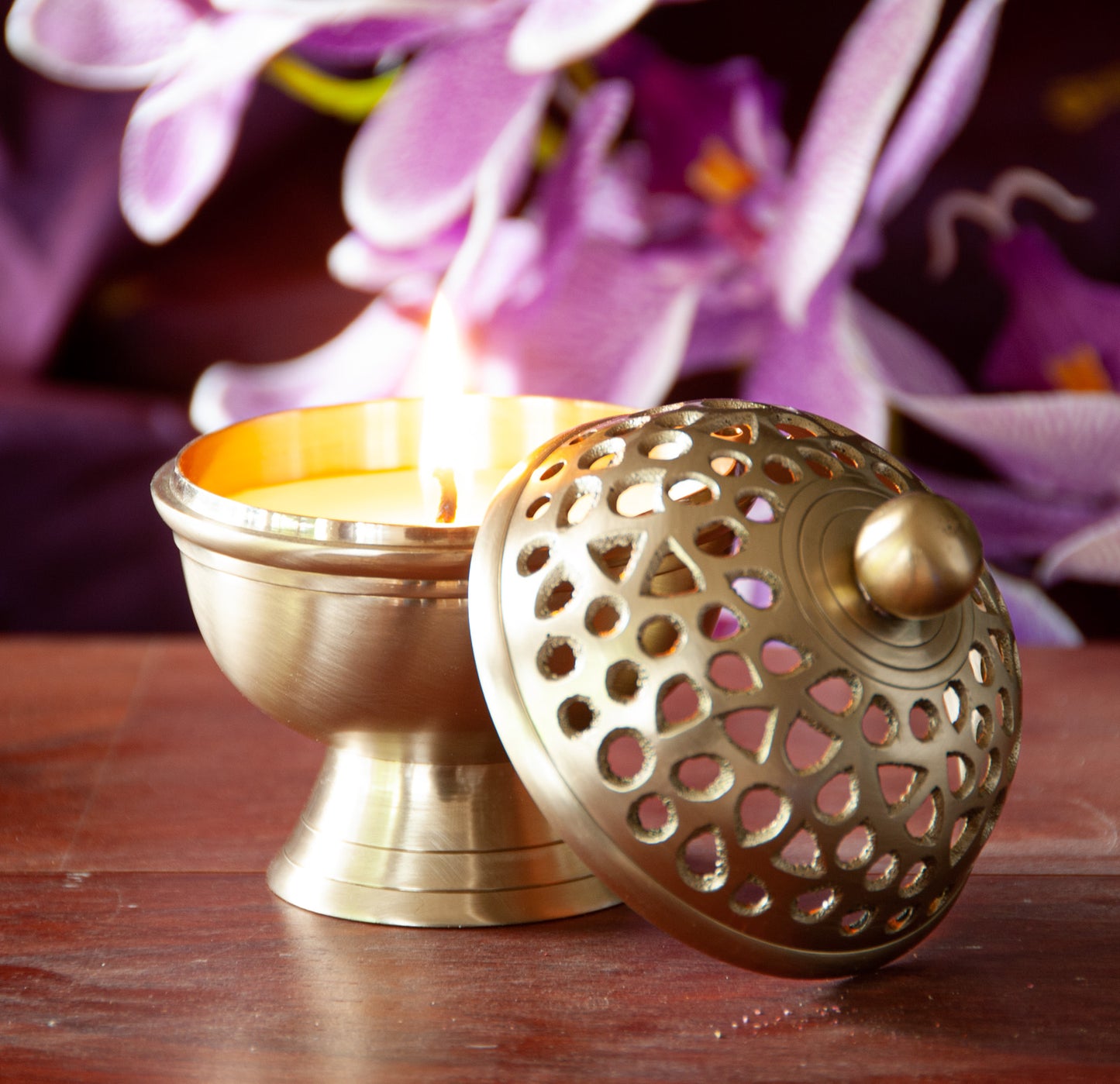 Luna - soy wax candle in brass vessel