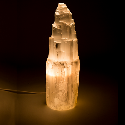 Selenit Lampe – Harmonisches Licht für Versöhnung und Wiederverbindung