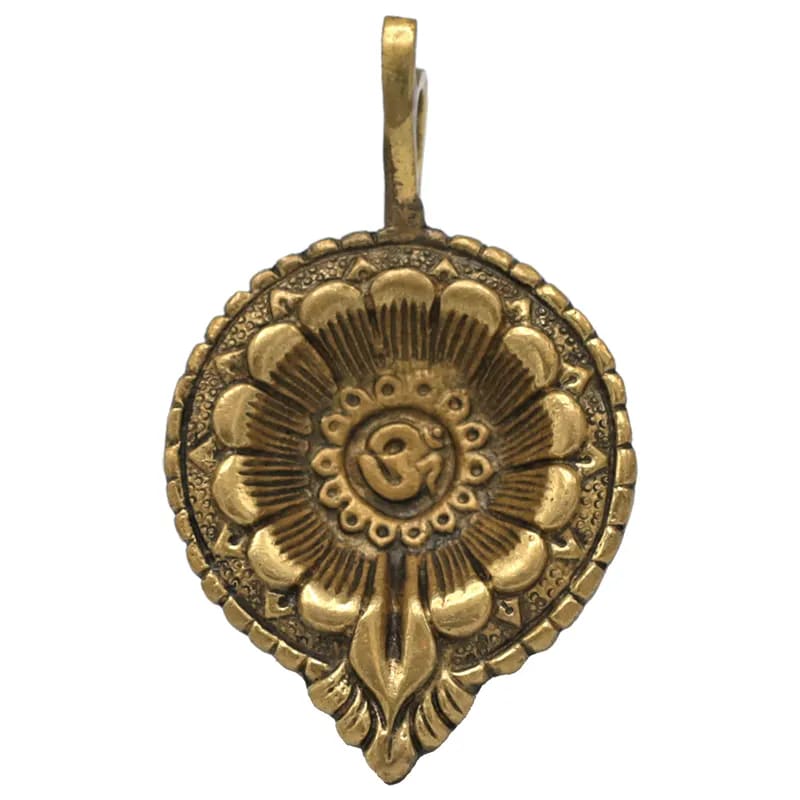 Orientalischer Kerzenhalter Ohm – Messing