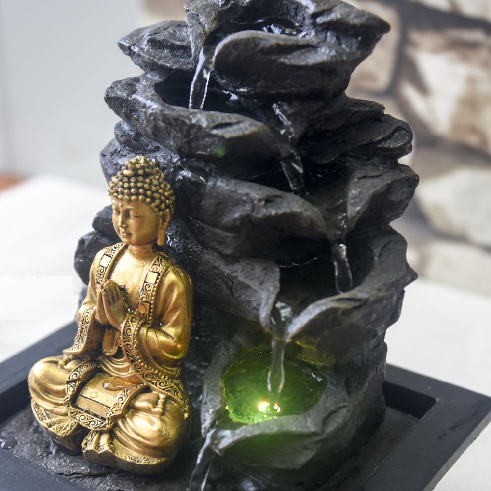 Buddha Shira Brunnen