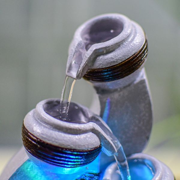 Zimmerbrunnen Kara mit Pumpe und Beleuchtung