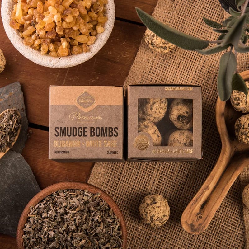 Sagrada Madre Olibanum-Salbei Smudge Bomb in Detailansicht