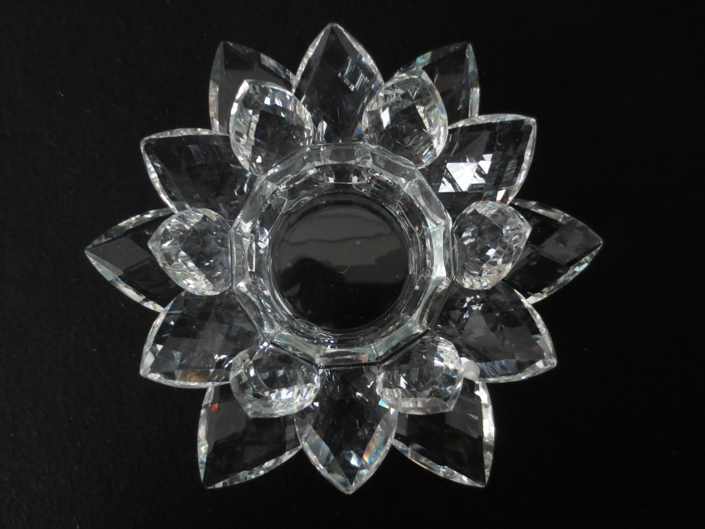 White crystal lotus flower for tea light 13 cm