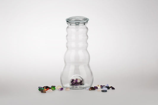 Cadus jug 1 liter with gemstones and glass lid