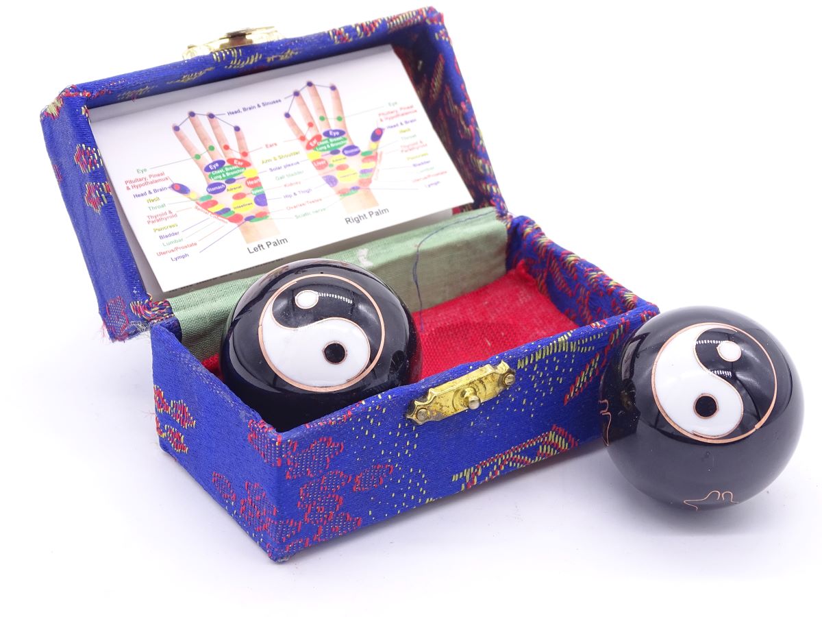 Qi-Gong balls black (Yin Yang large) 4.0 cm