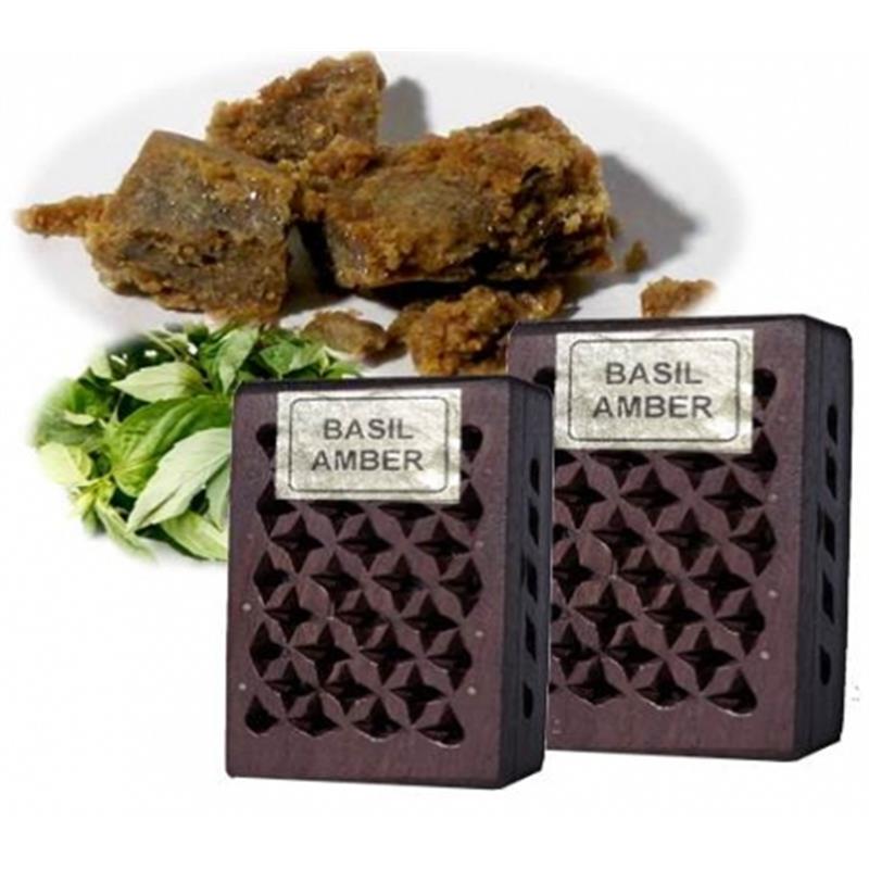 Resin mixture basil/amber in wooden box