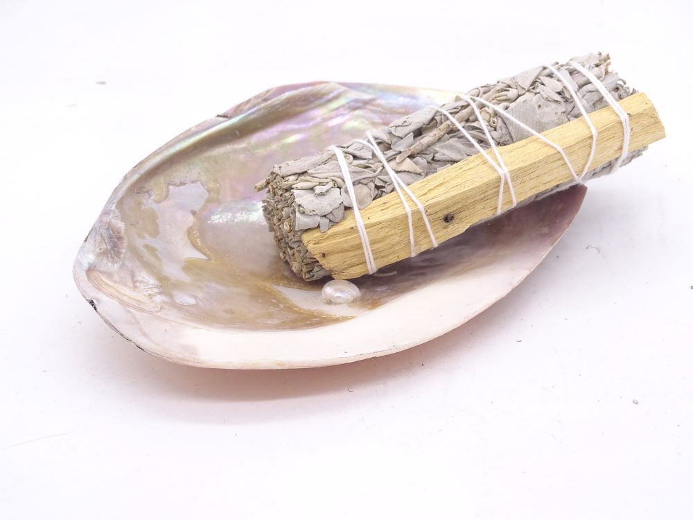 Räucherbündel aus Palo Santo und weißem Salbei - Handgefertigte Reinigung und Heilung